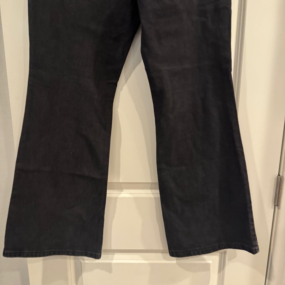 Universal Thread High Rise Flare Pants Black Jeans Size 10 /S Short New NWT - Picture 12 of 12